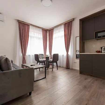 Casa Artee Free Parking Apartment